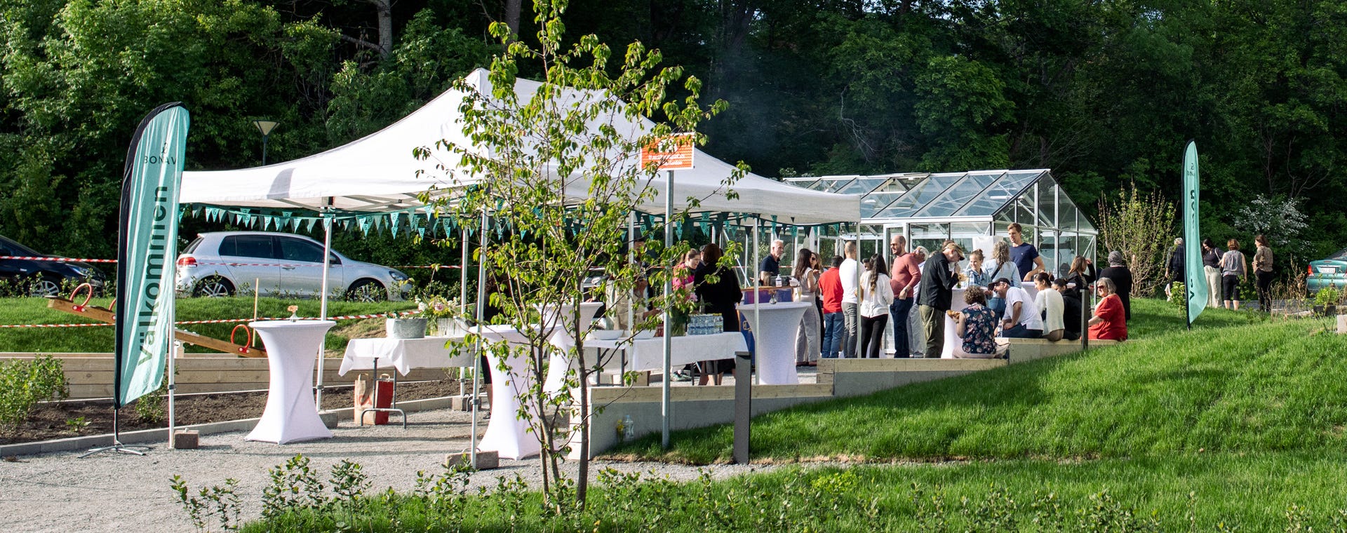 Inflyttningsfest med grannarna i Aronia