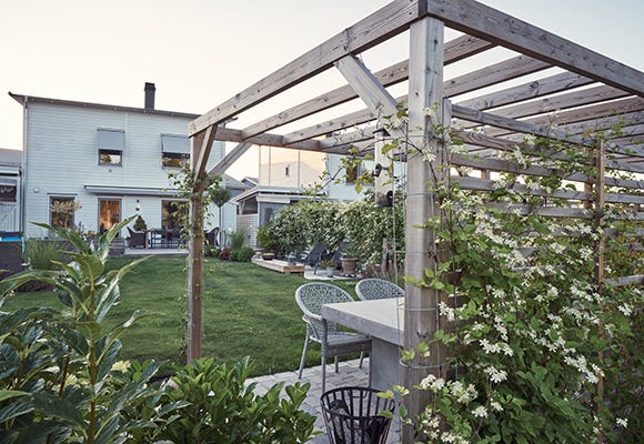 Gemensam pergola i Ältadalen