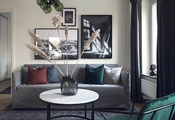 Foto på soffa och soffbord