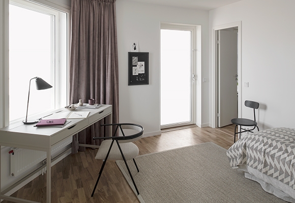 siteassets/design-och-inredning/visningslagenhet-kristineberg/fyra/sovrum-3-1-580x400.jpg