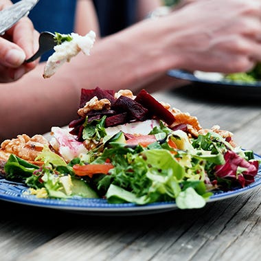 Närbild på sallad från Café Grindstugan i Tollare