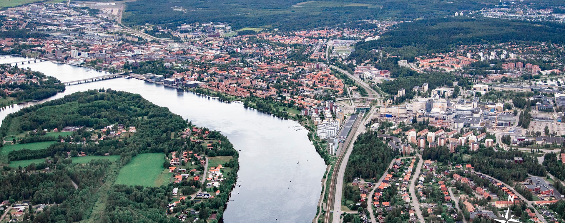 Flygfoto över Umeå stad